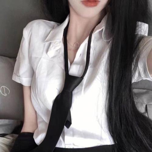 女警事业封面