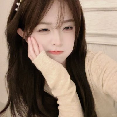 不明身份封面